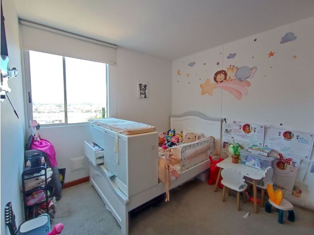 Apartamento de 3 alcobas en venta en Pontevedra, Bogotá, 104 m² · foto 14 de 19