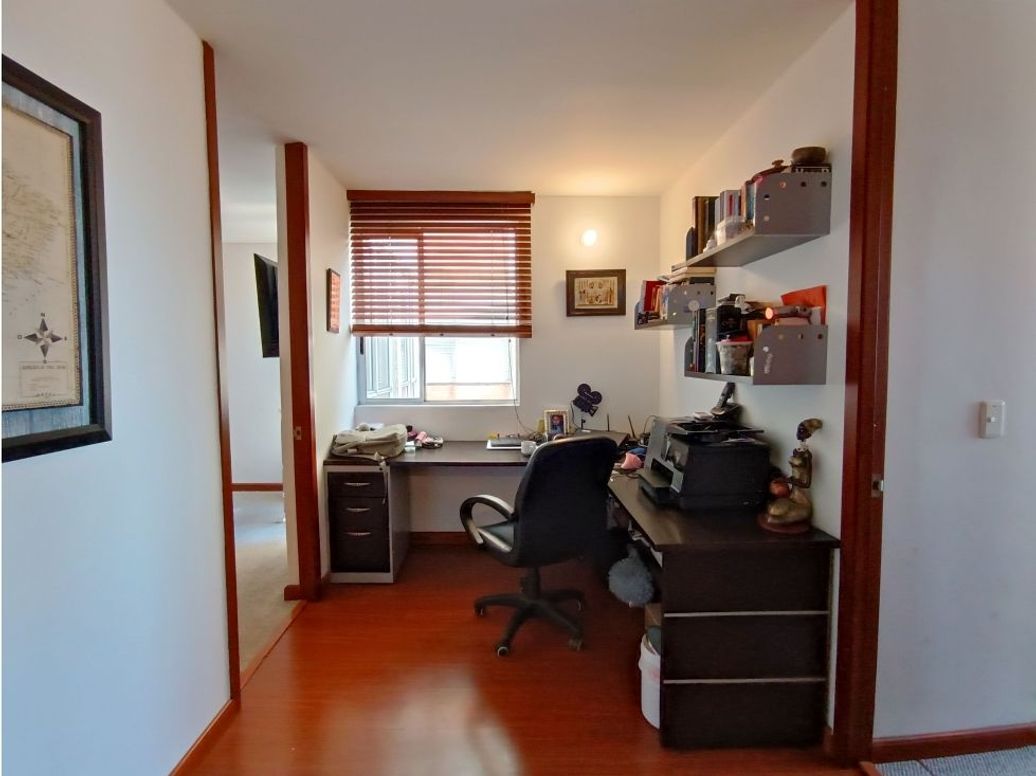 Apartamento de 3 alcobas en venta en Pontevedra, Bogotá, 104 m² · foto 12 de 19