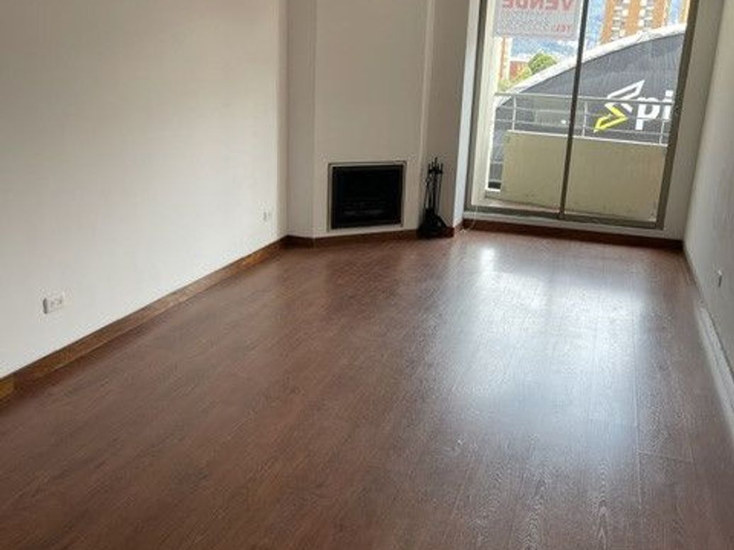 Apartamento de 3 alcobas en venta en San José Del Prado, Bogotá, 90 m² · foto 3 de 18