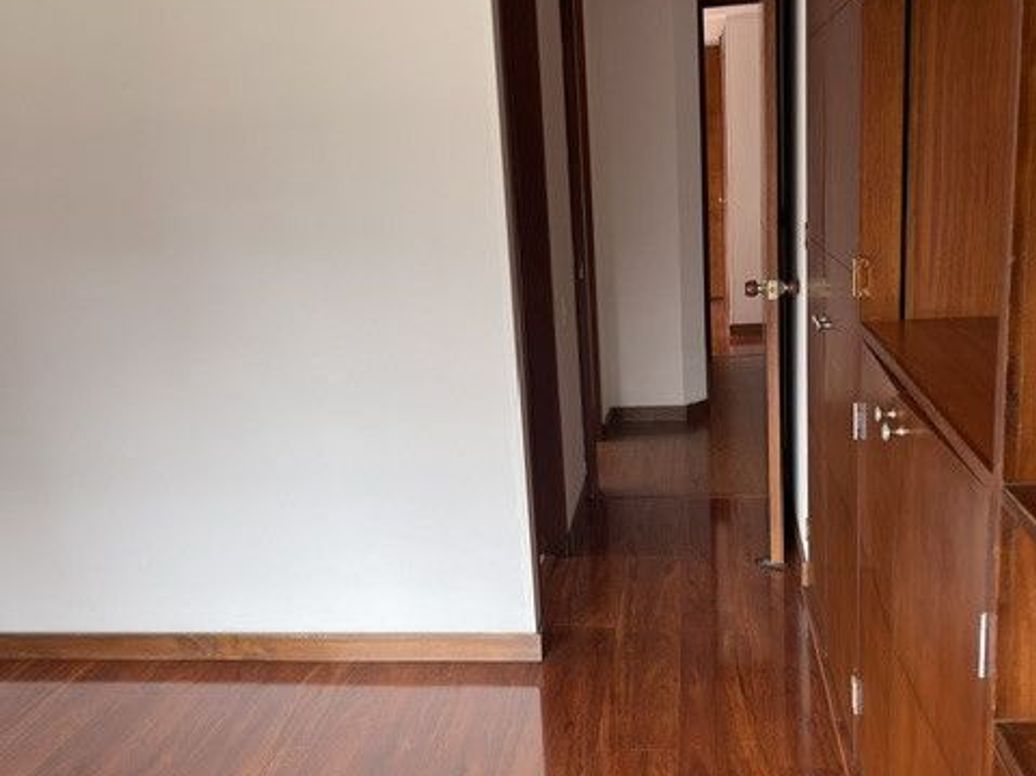 Apartamento de 3 alcobas en venta en San José Del Prado, Bogotá, 90 m² · foto 15 de 18