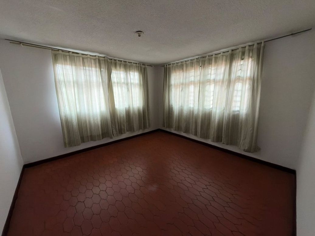 Casa de 4 alcobas en venta en I Sector, Bogotá, 145 m² · foto 10 de 19
