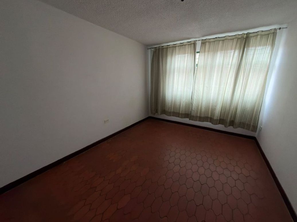 Casa de 4 alcobas en venta en I Sector, Bogotá, 145 m² · foto 11 de 19
