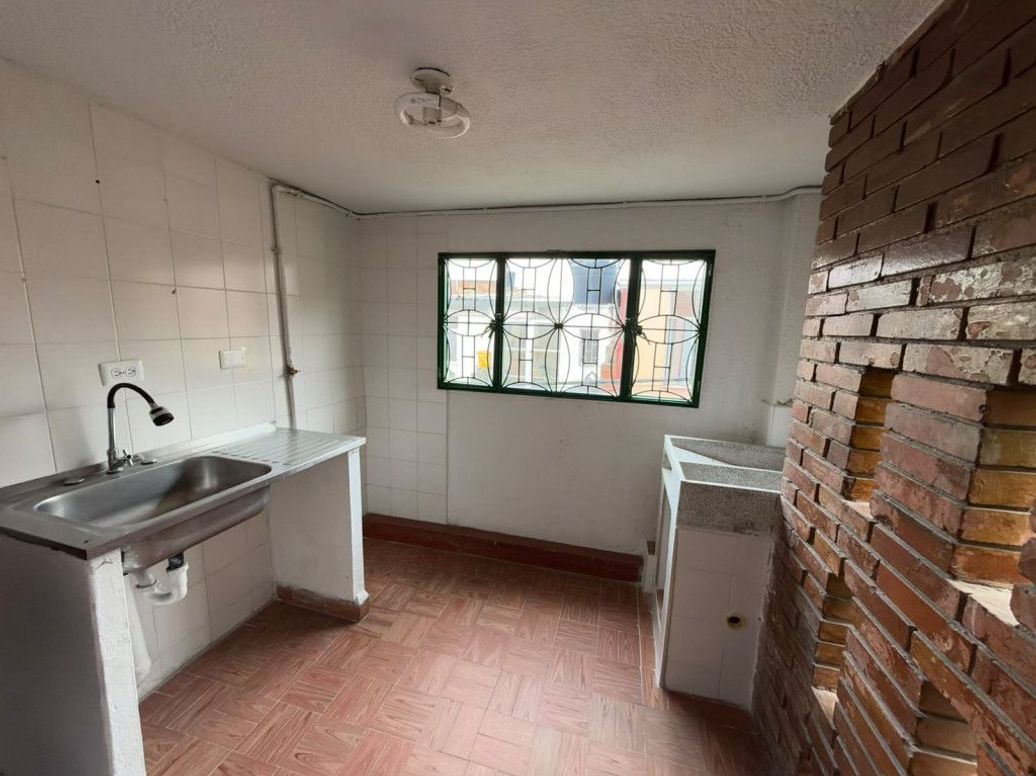 Casa de 4 alcobas en venta en I Sector, Bogotá, 145 m² · foto 6 de 19