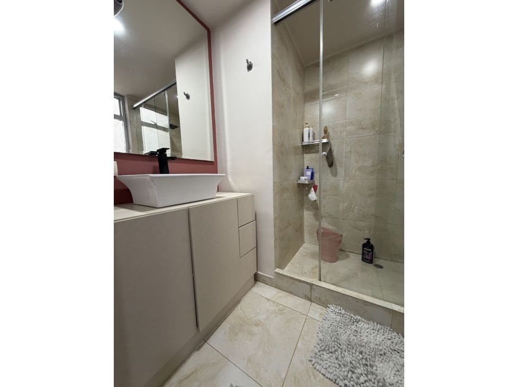 Apartamento de 3 alcobas en venta en Las Villas, Bogotá, 117 m² · foto 15 de 20