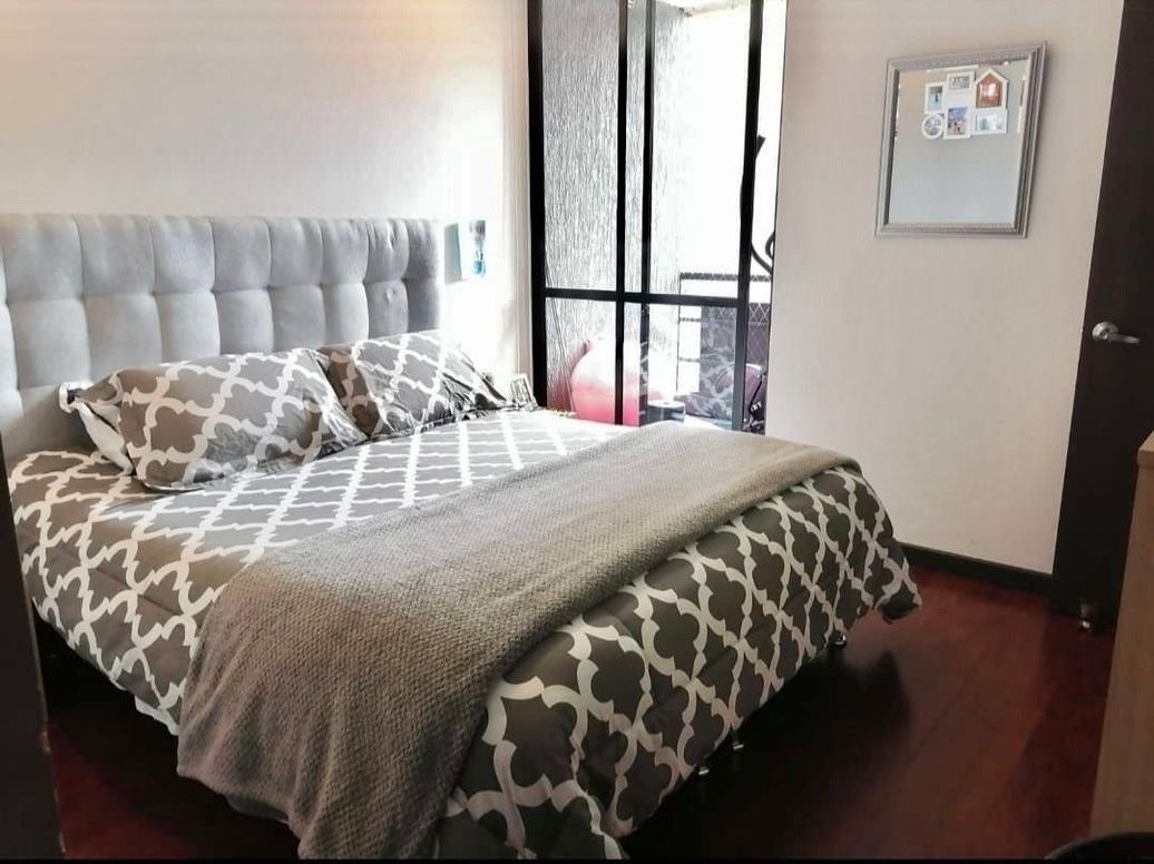 Apartamento de 2 alcobas en venta en Caobos Salazar, Bogotá, 66 m² · foto 4 de 10