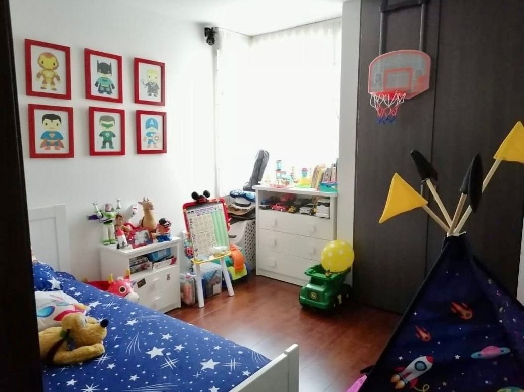 Apartamento de 2 alcobas en venta en Caobos Salazar, Bogotá, 66 m² · foto 6 de 10