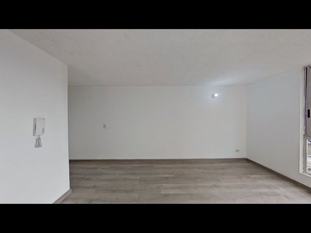 Apartamento de 3 alcobas en venta en Los Pantanos, Bogotá, 45 m² · foto 8 de 16