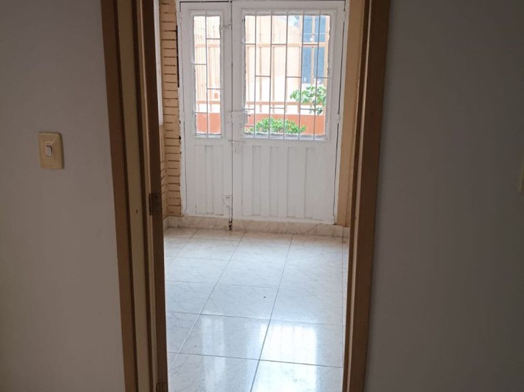 Apartamento de 1 alcoba en venta en Lunapark, Bogotá, 33 m² · foto 8 de 11