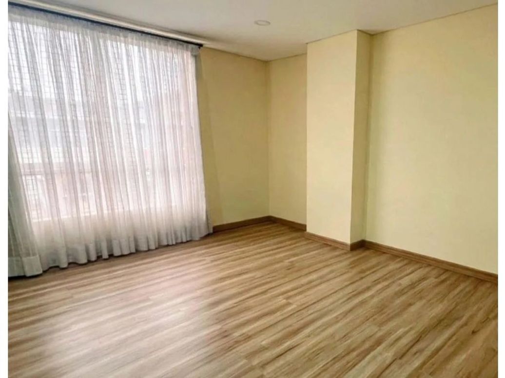 Apartamento de 2 alcobas en venta en Teusaquillo, Bogotá, 69 m² · foto 5 de 10