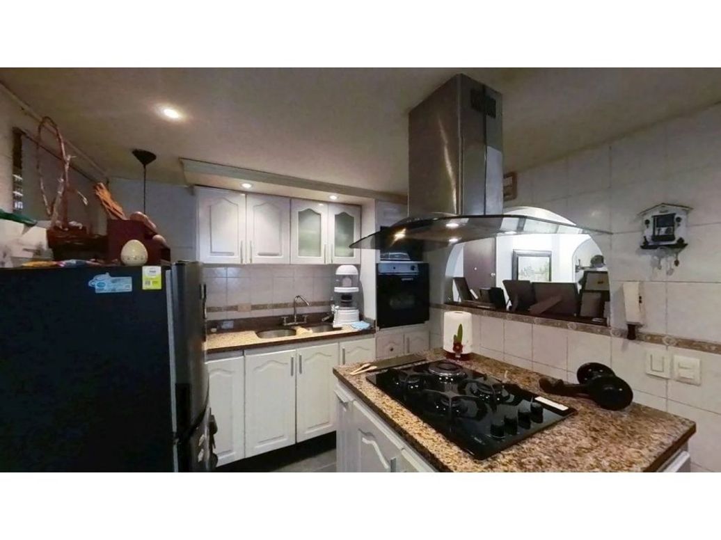 Apartamento de 3 alcobas en venta en Usaquén, Bogotá, 89 m² · foto 5 de 9