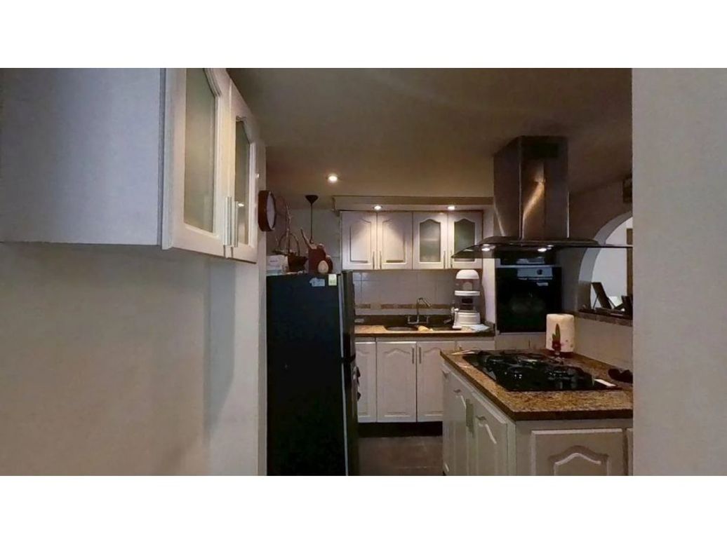 Apartamento de 3 alcobas en venta en Usaquén, Bogotá, 89 m² · foto 7 de 9