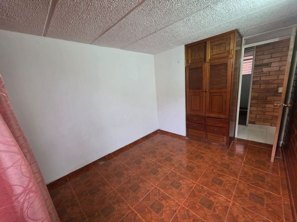 Apartamento de 2 alcobas en venta en Ub. Tintala, Bogotá, 42 m² · foto 10 de 16