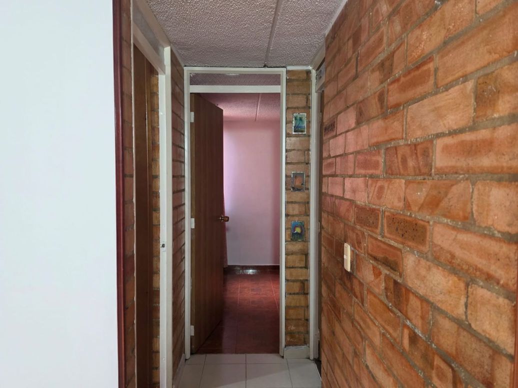 Apartamento de 2 alcobas en venta en Ub. Tintala, Bogotá, 42 m² · foto 6 de 16