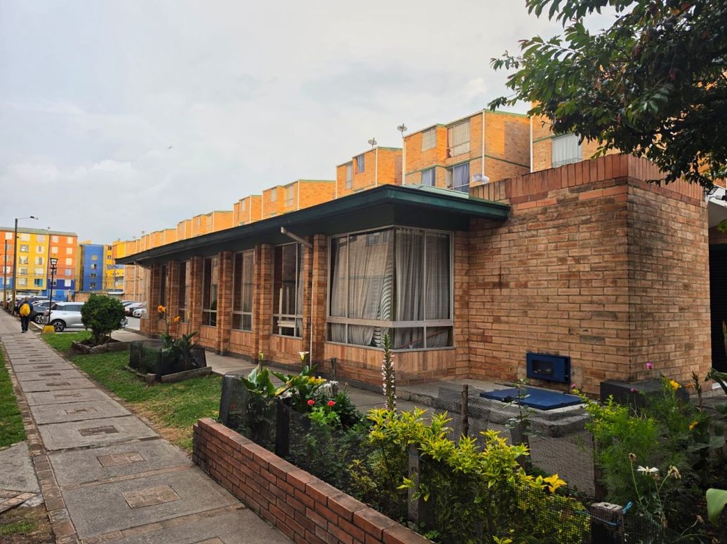 Apartamento de 2 alcobas en venta en Ub. Tintala, Bogotá, 42 m² · foto 13 de 16