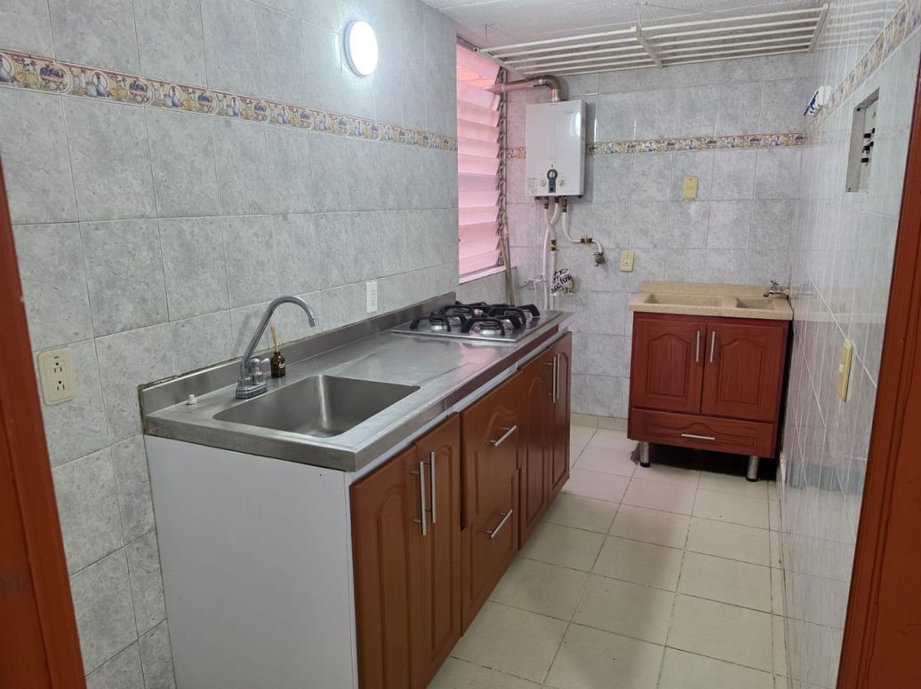 Apartamento de 2 alcobas en venta en Ub. Tintala, Bogotá, 42 m² · foto 4 de 16