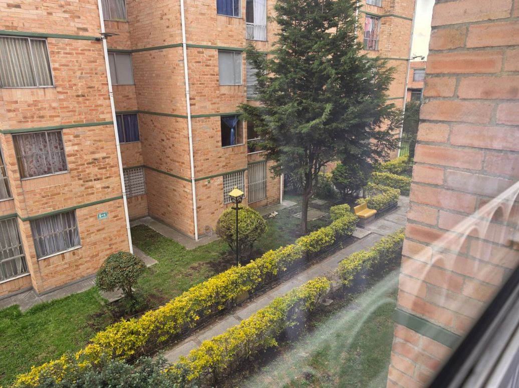 Apartamento de 2 alcobas en venta en Ub. Tintala, Bogotá, 42 m² · foto 15 de 16