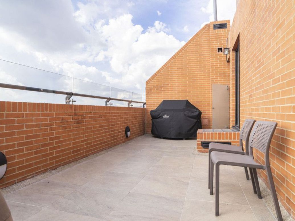 Apartamento de 3 alcobas en venta en San José Del Prado, Bogotá, 190 m² · foto 7 de 20