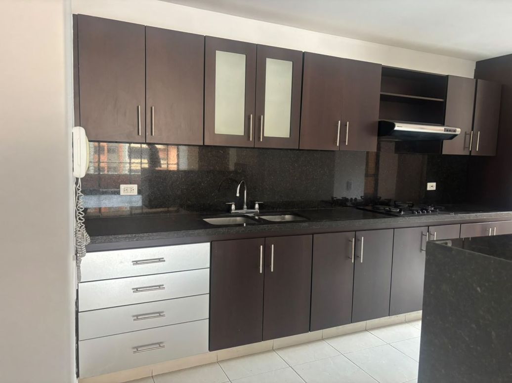 Apartamento de 3 alcobas en arriendo en Lisboa, Bogotá, 190 m² · foto 11 de 20