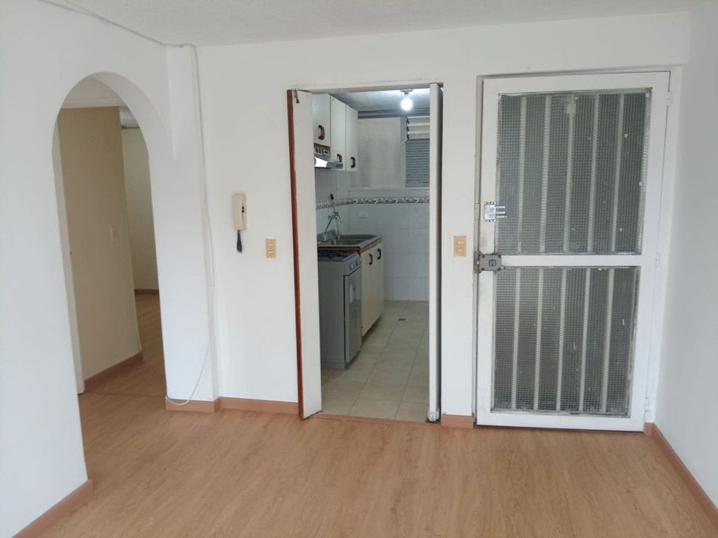 Apartamento de 2 alcobas en venta en San Victorino, Bogotá, 42 m² · foto 2 de 20