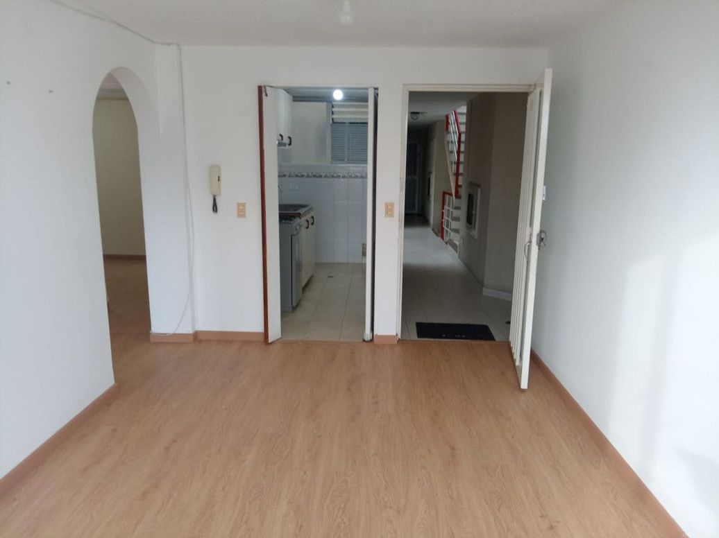 Apartamento de 2 alcobas en venta en San Victorino, Bogotá, 42 m² · foto 3 de 20