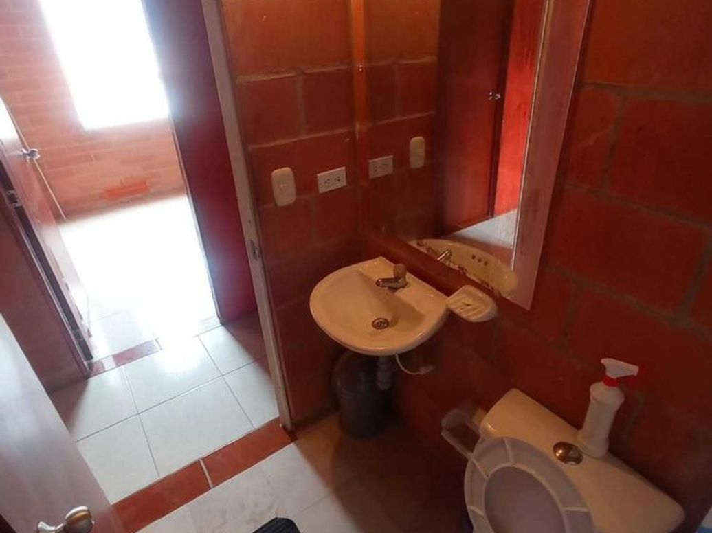 Apartamento de 3 alcobas en venta en Centro Engativa, Bogotá, 45 m² · foto 9 de 20