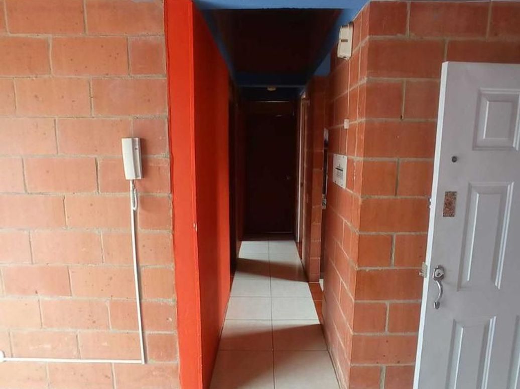 Apartamento de 3 alcobas en venta en Centro Engativa, Bogotá, 45 m² · foto 12 de 20