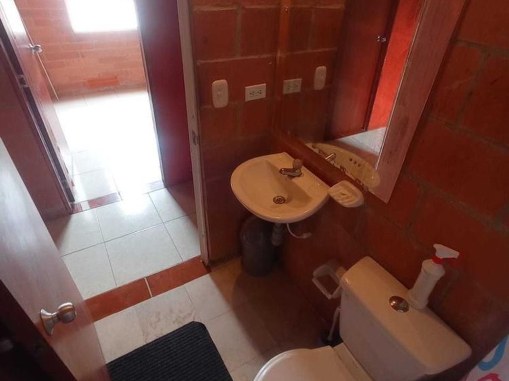 Apartamento de 3 alcobas en venta en Centro Engativa, Bogotá, 45 m² · foto 8 de 20
