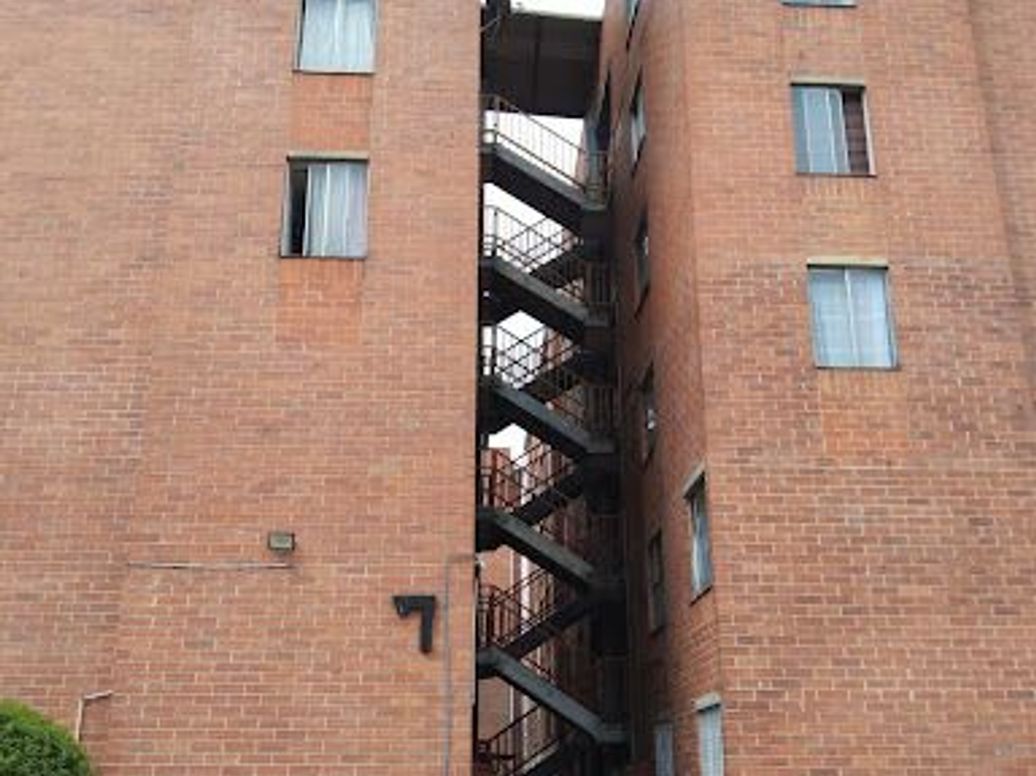 Apartaestudio en venta en Las Lomas, Bogotá, 30 m² · foto 4 de 20