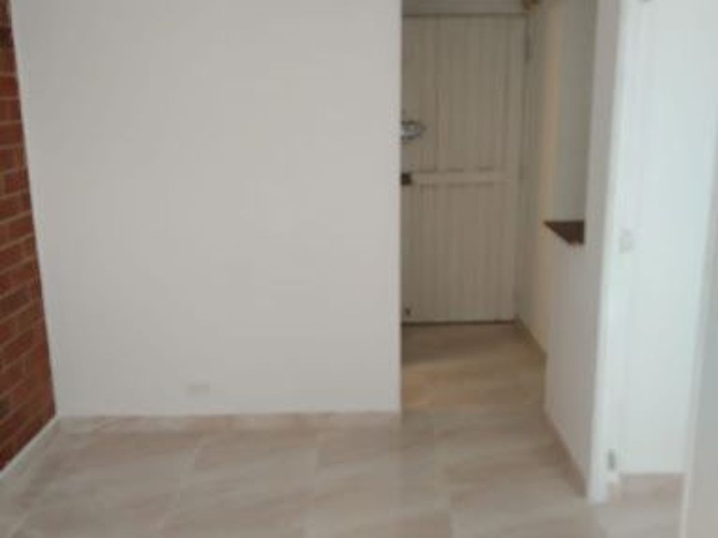 Apartaestudio en venta en Las Lomas, Bogotá, 30 m² · foto 14 de 20