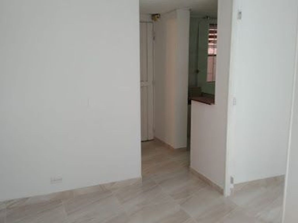 Apartaestudio en venta en Las Lomas, Bogotá, 30 m² · foto 13 de 20