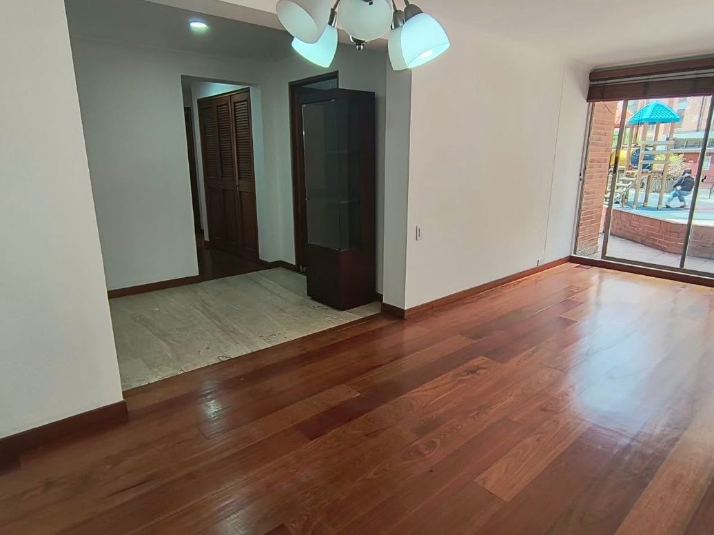Apartamento de 2 alcobas en venta en Molinos Norte, Bogotá, 95 m² · foto 8 de 20