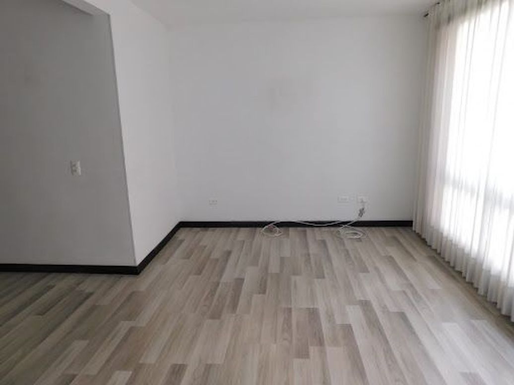 Apartamento de 3 alcobas en venta en Nueva Castilla, Bogotá, 64 m² · foto 11 de 18