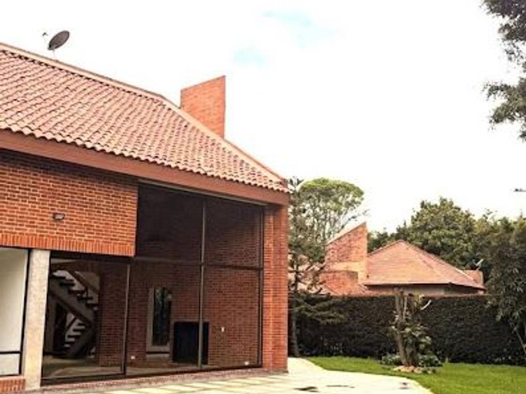 Casa de 3 alcobas en venta en Guaymaral, Bogotá, 323 m² · foto 4 de 16