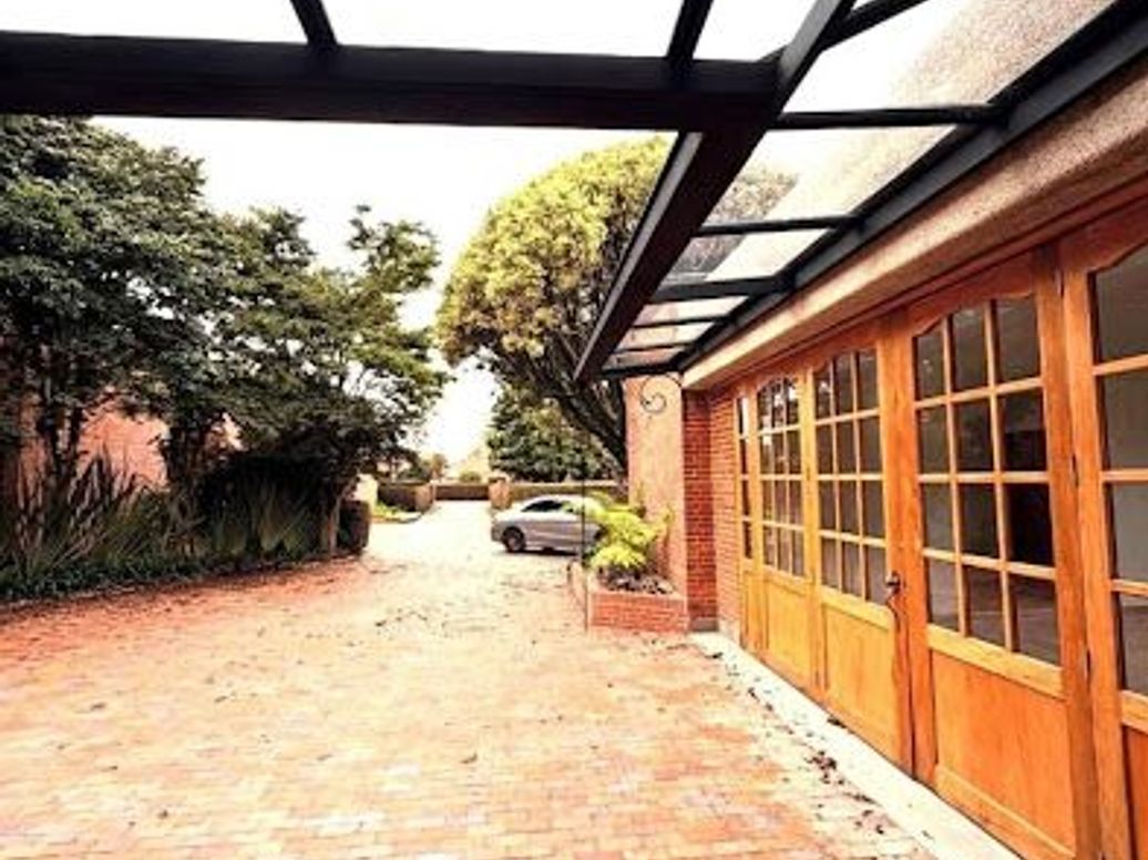 Casa de 3 alcobas en venta en Guaymaral, Bogotá, 323 m² · foto 5 de 16
