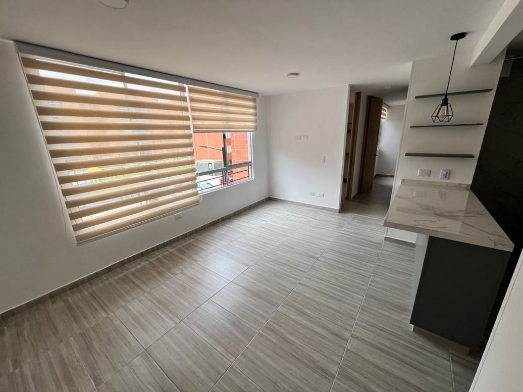 Apartamento de 2 alcobas en venta en Mirandela, Bogotá, 46 m² · foto 2 de 14