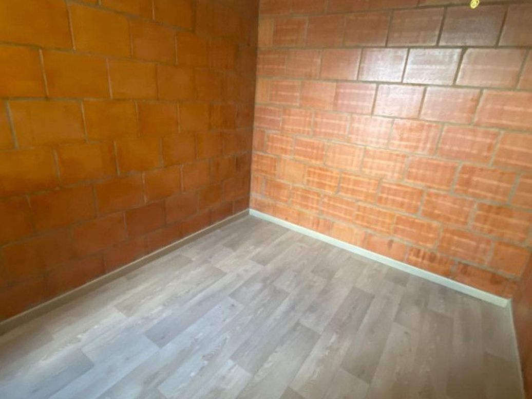 Apartamento de 2 alcobas en venta en La Reforma, Bogotá, 42 m² · foto 4 de 7