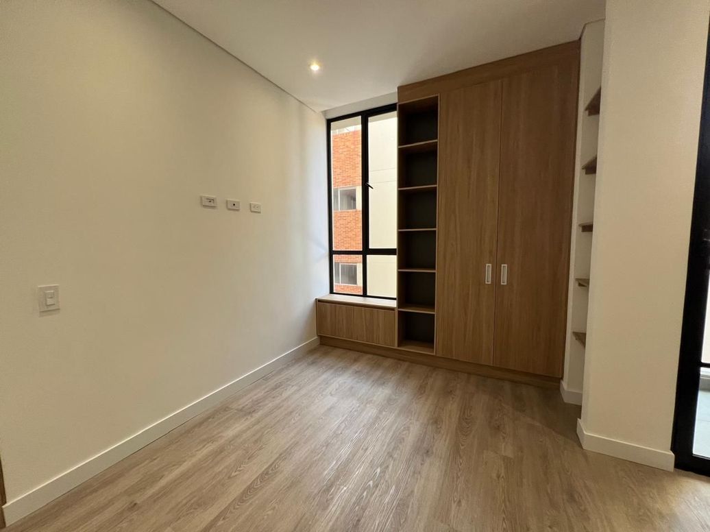 Apartamento de 1 alcoba en venta en San Patricio, Bogotá, 67 m² · foto 4 de 15