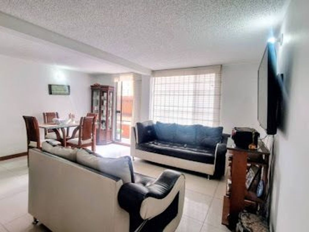 Apartamento de 3 alcobas en venta en Hayuelos, Bogotá, 84 m² · foto 2 de 20