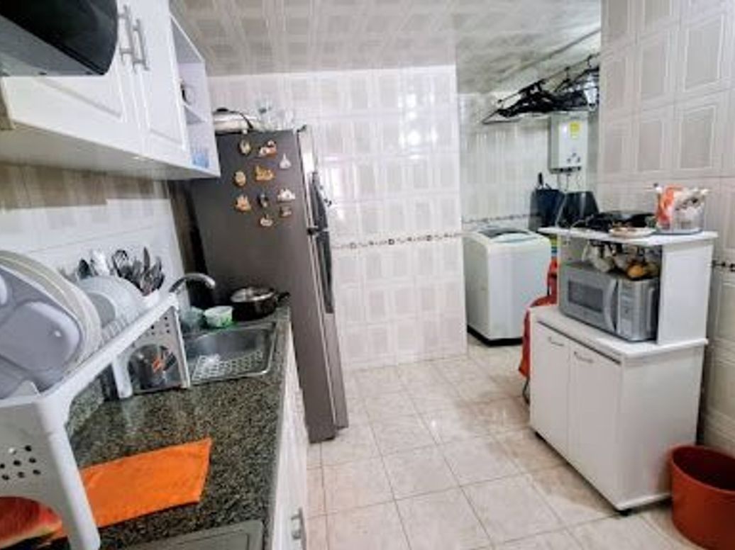 Apartamento de 3 alcobas en venta en Hayuelos, Bogotá, 84 m² · foto 5 de 20