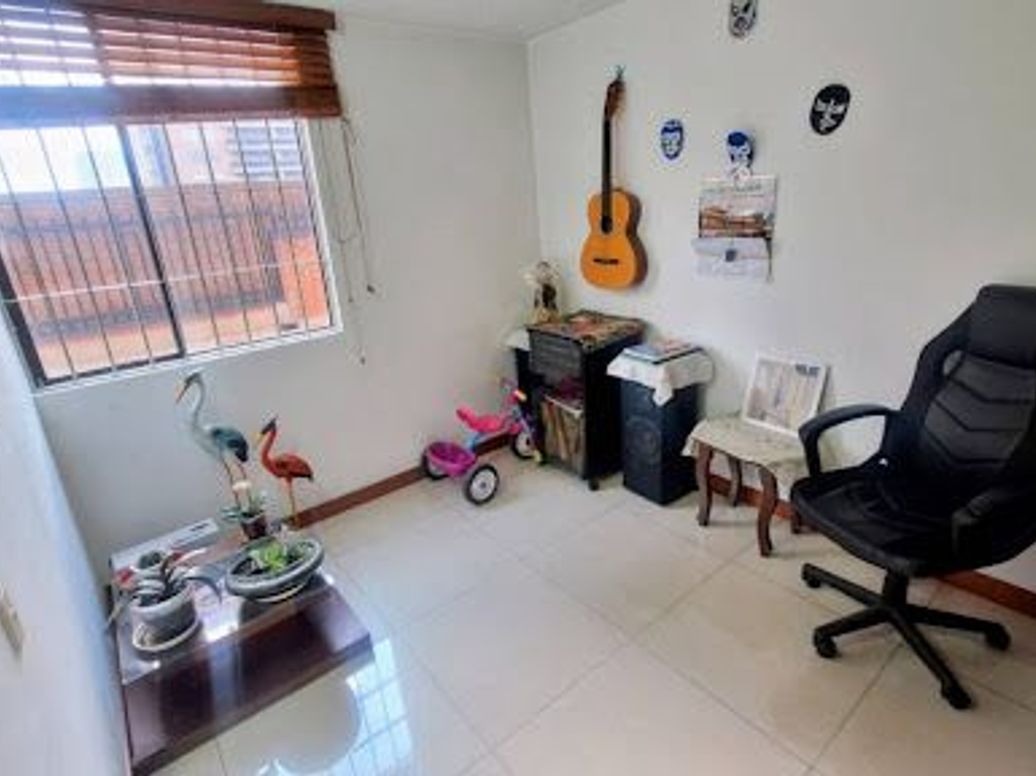 Apartamento de 3 alcobas en venta en Hayuelos, Bogotá, 84 m² · foto 9 de 20
