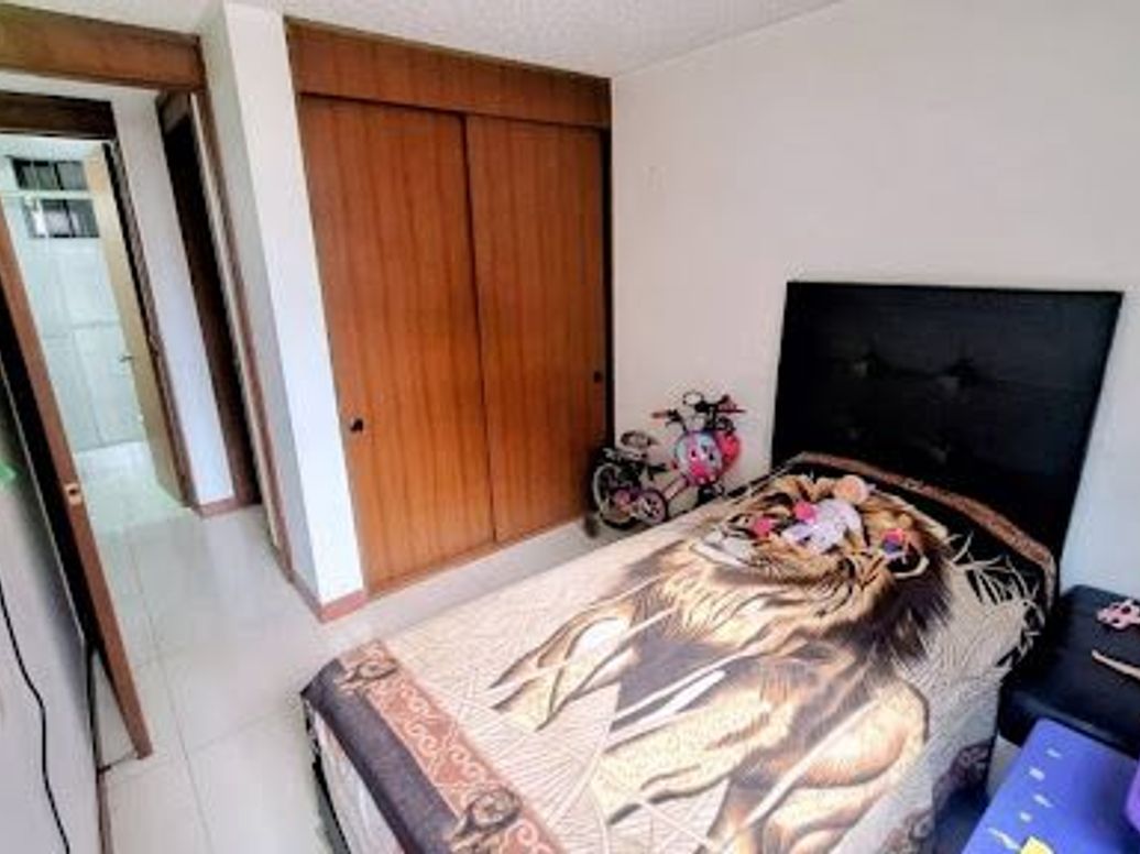 Apartamento de 3 alcobas en venta en Hayuelos, Bogotá, 84 m² · foto 12 de 20