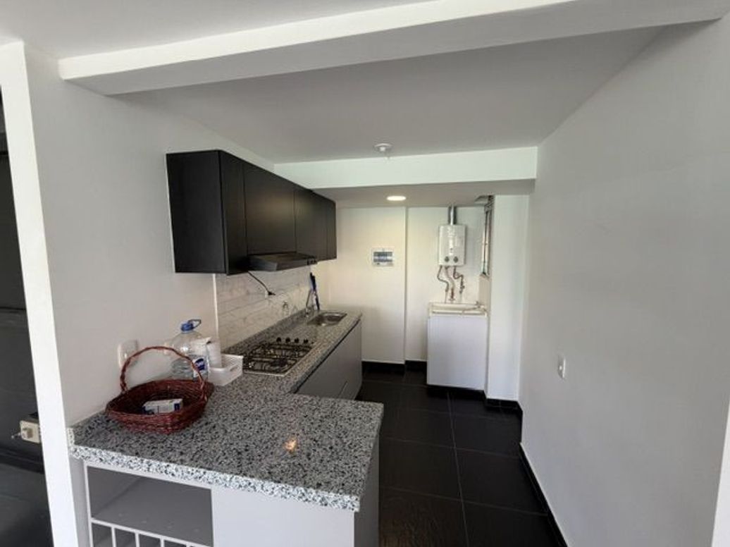 Apartamento de 2 alcobas en arriendo en Cjr Santelmo, Bogotá, 47 m² · foto 11 de 20