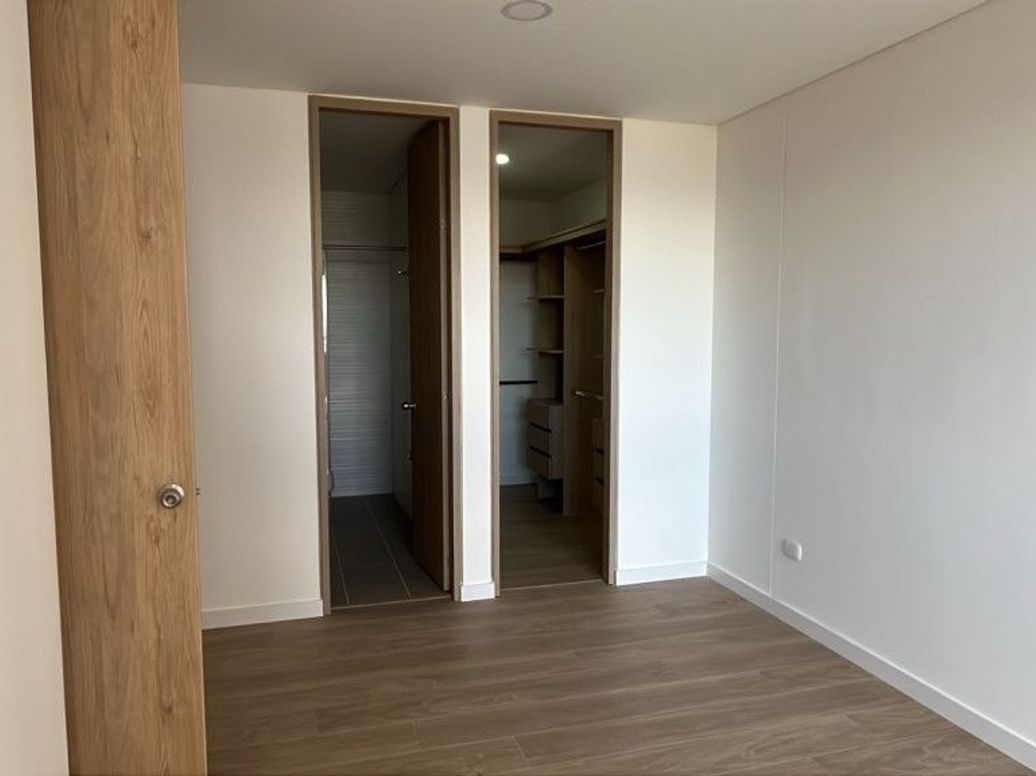 Apartamento de 3 alcobas en arriendo en San Jose De Usaquen, Bogotá, 90 m² · foto 12 de 20