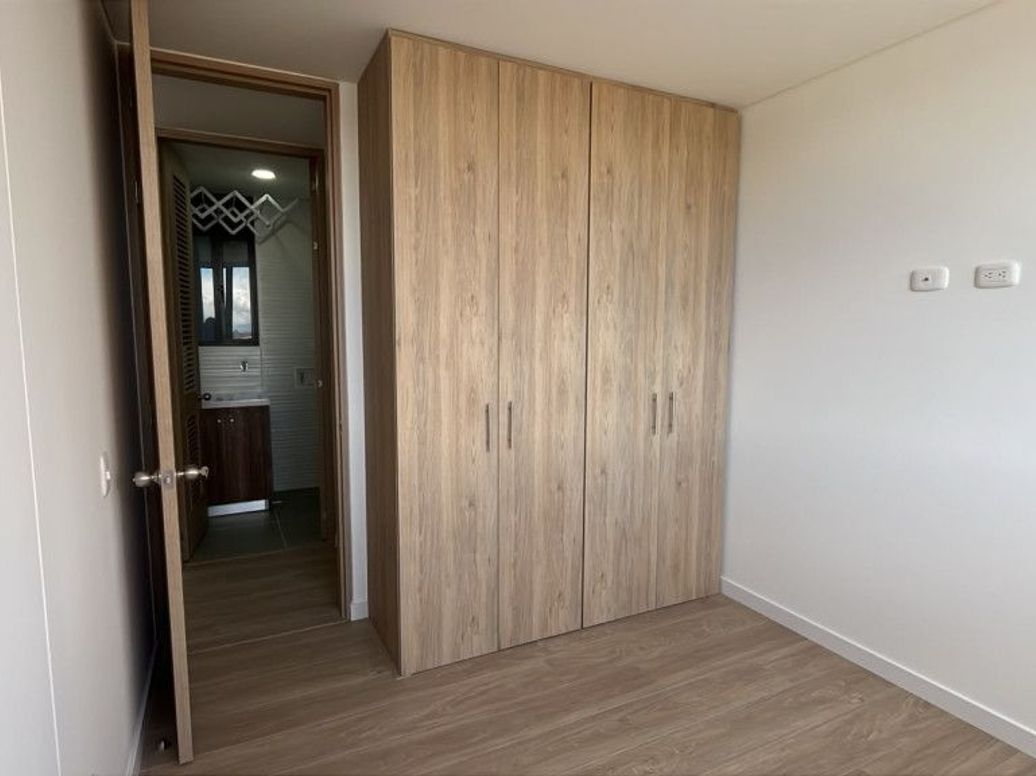 Apartamento de 3 alcobas en arriendo en San Jose De Usaquen, Bogotá, 90 m² · foto 8 de 20