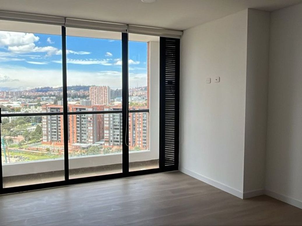 Apartamento de 3 alcobas en arriendo en San Jose De Usaquen, Bogotá, 90 m² · foto 3 de 20