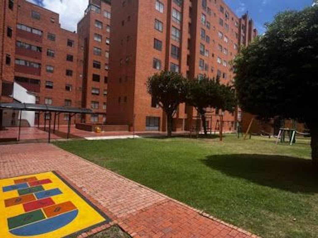 Apartamento de 3 alcobas en venta en La Esperanza, Bogotá, 99 m² · foto 5 de 20