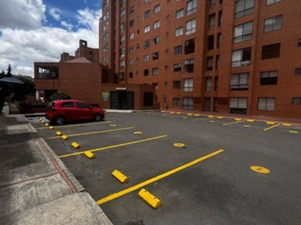 Apartamento de 3 alcobas en venta en La Esperanza, Bogotá, 99 m² · foto 3 de 20