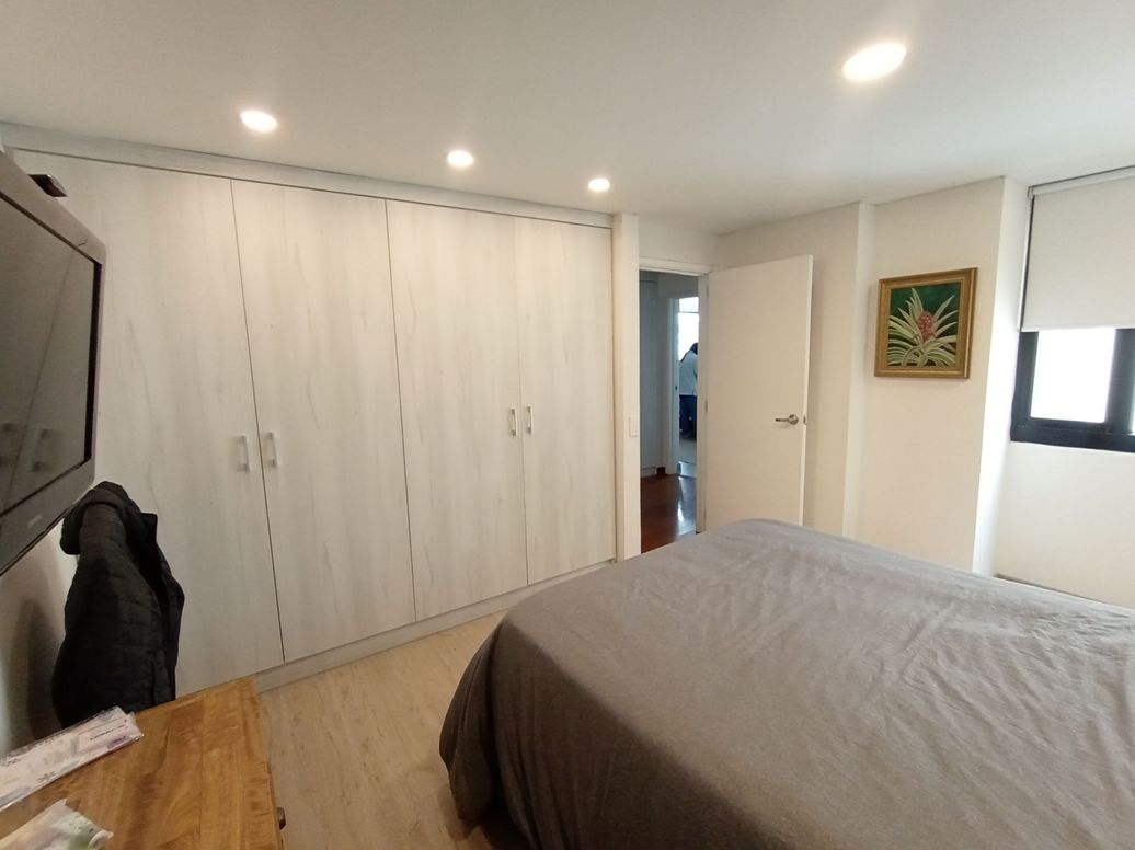 Apartamento de 2 alcobas en venta en Chico Norte Et. Ii, Bogotá, 118 m² · foto 11 de 18