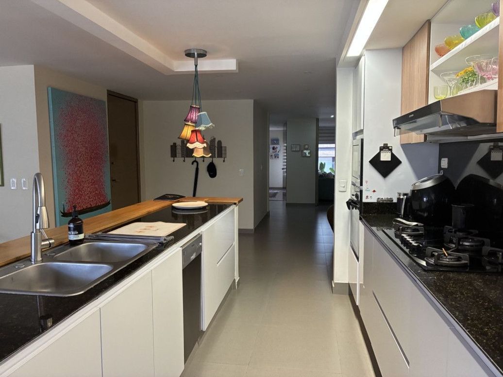 Apartamento de 3 alcobas en venta en Santa Bibiana, Bogotá, 193 m² · foto 11 de 20