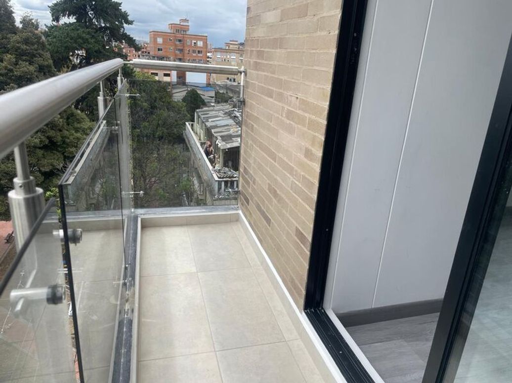 Apartamento de 1 alcoba en venta en Quinta Paredes, Bogotá, 62 m² · foto 5 de 14